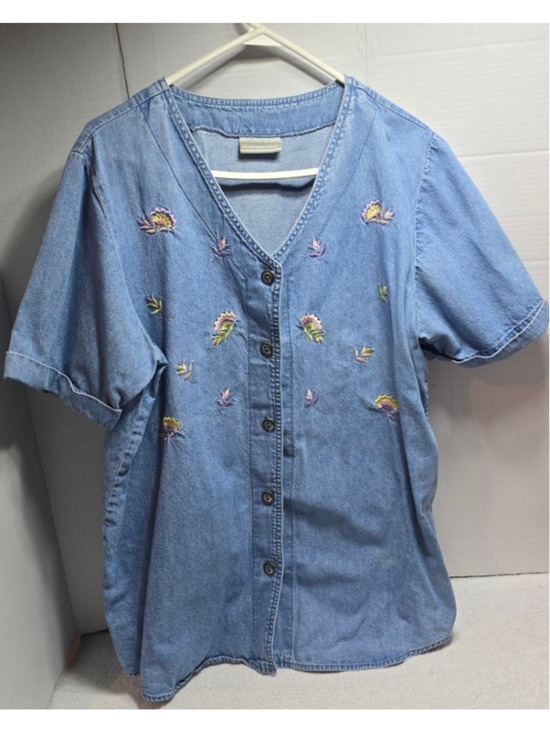 Coldwater Creek Tops - Women's Coldwater Creek Blue Embroidered Denim Button Down Shirt XL